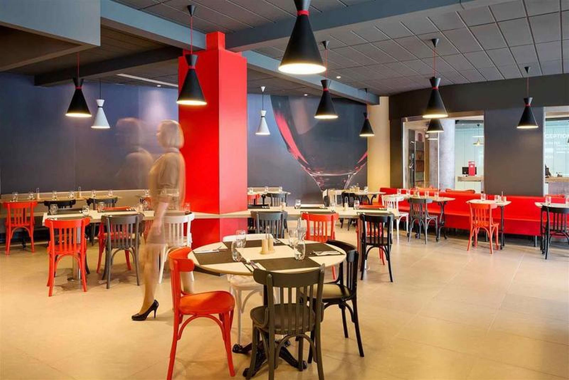 Ibis Warszawa Stare Miasto Esterno foto