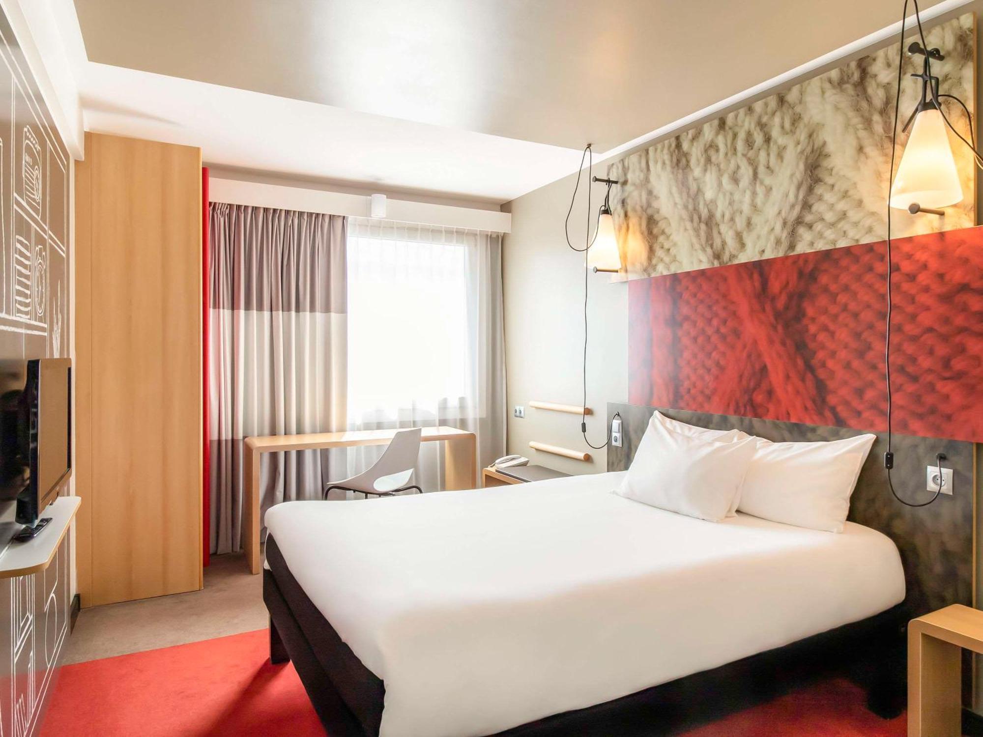 Ibis Warszawa Stare Miasto Esterno foto